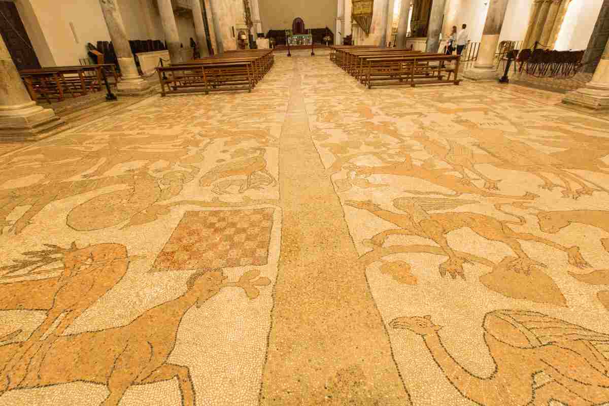 l'albero della vita nel mosaico della cattedrale di otranto