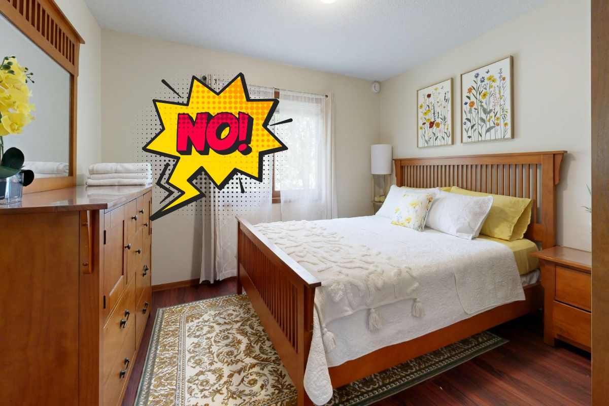 camera da letto antica con vignetta che indica no