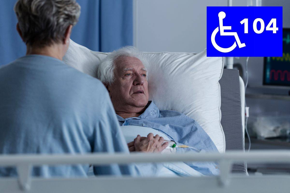 donna assiste malato