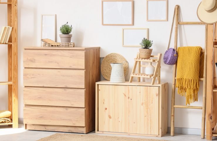 mobili in legno in camera